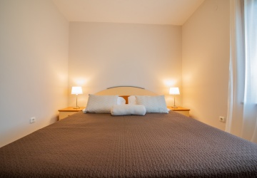 Apartment 4