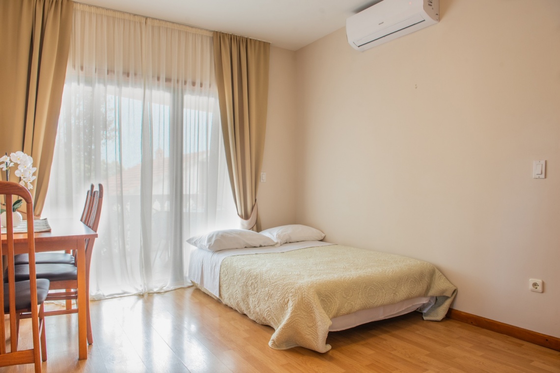 Apartment 4