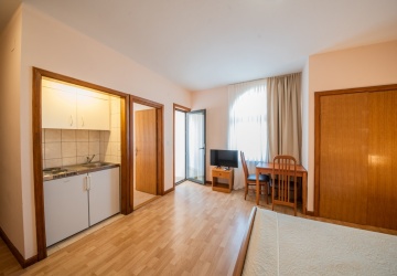 Studio Apartman 8